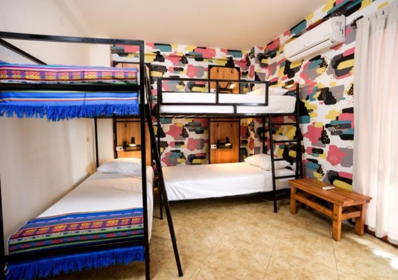 ホテル Slumber Party Montañita エクステリア 写真